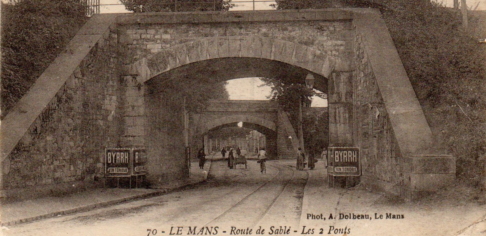Le Mans ligne de Mayet Tramways de la Sarthe Les Deux Ponts : Rue Fernand Tavano and Impasse Culterie